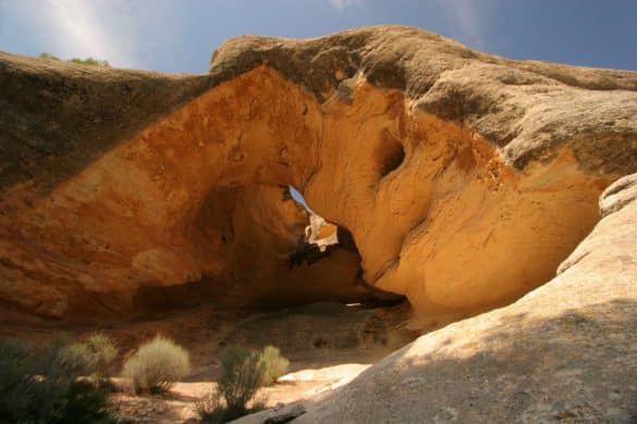 La cueva de La Horadada del Monte Arabí: un viaje a las profundidades geológicas